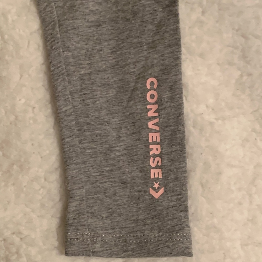 Converse 2 Piece Outfit - Picture 13 of 16